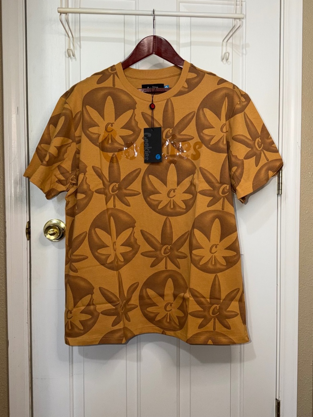Cookies SF Horticulture Knit Tee All Over Print Front and Back NWT Wheat
